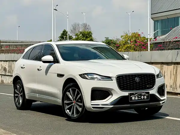 Jaguar F-PACE 2021
