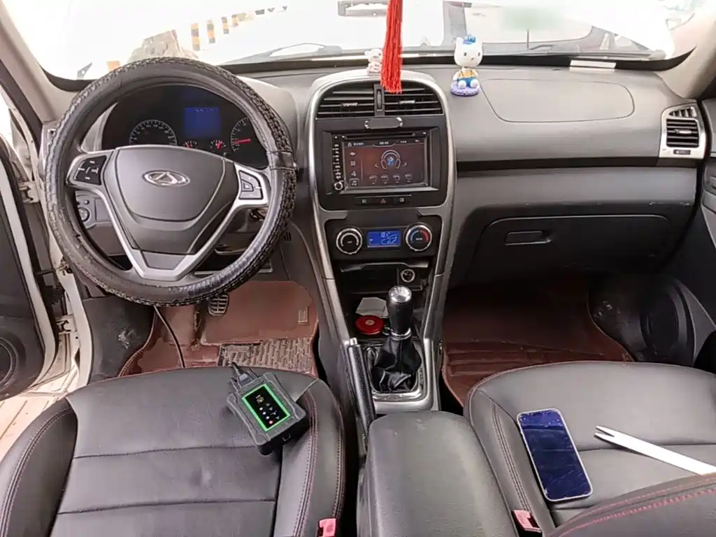 Chery Tiggo 3 2015 — фото 10