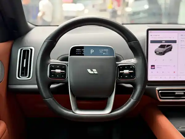 Li Auto L8 2023