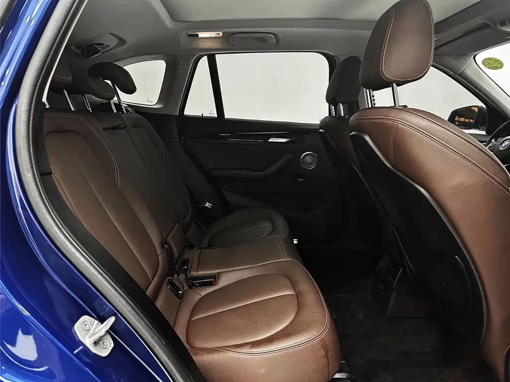 BMW X1 2022 — фото 22