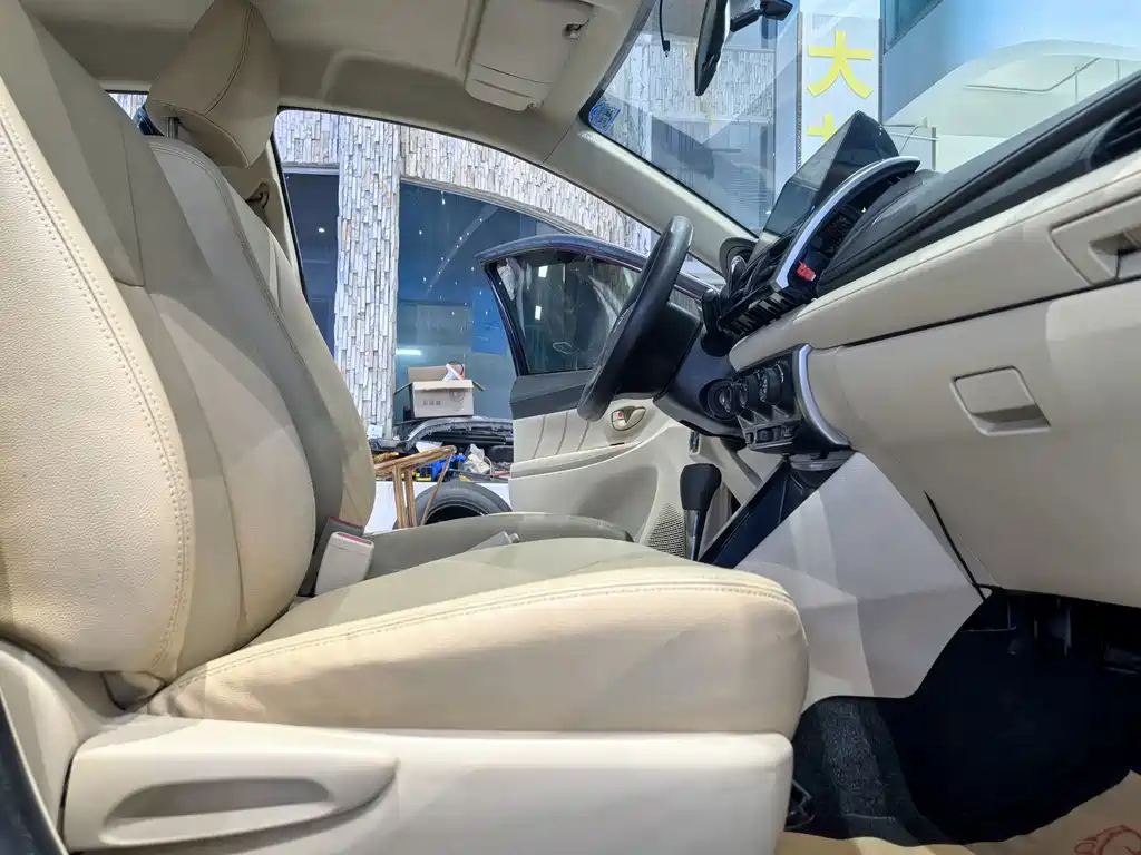 Toyota Vios 2016 — фото 12