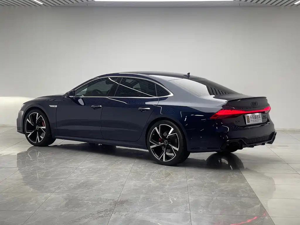 Audi A7L 2024 — фото 4