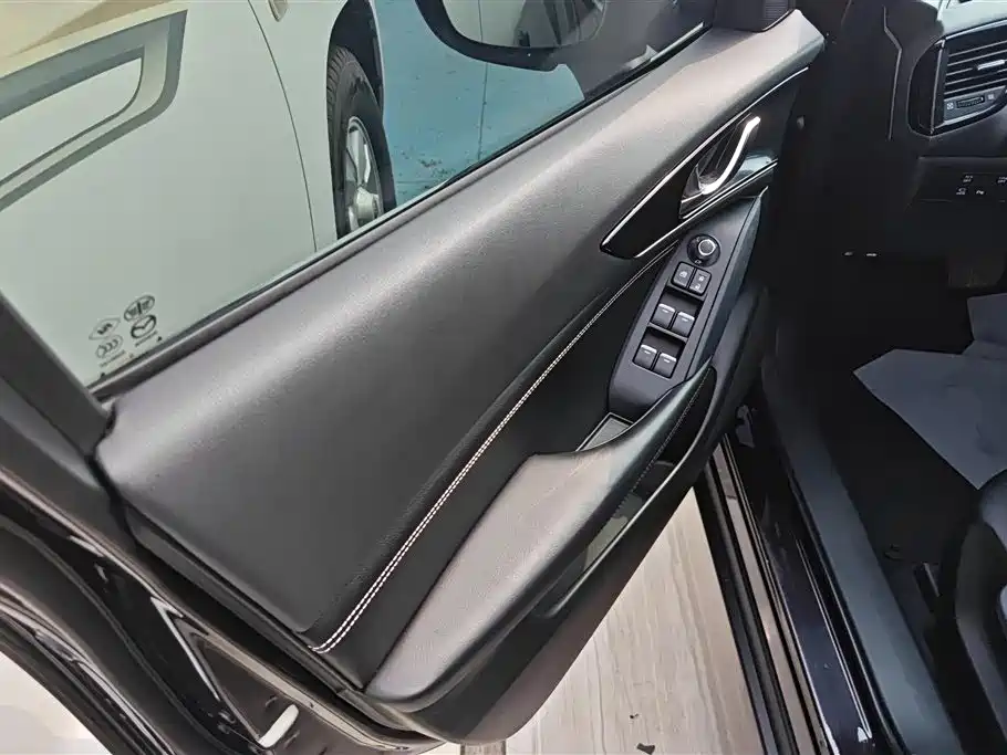 Mazda CX-4 2021