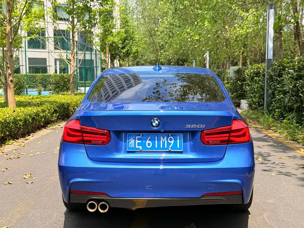 BMW 3 Series 2018 — фото 4