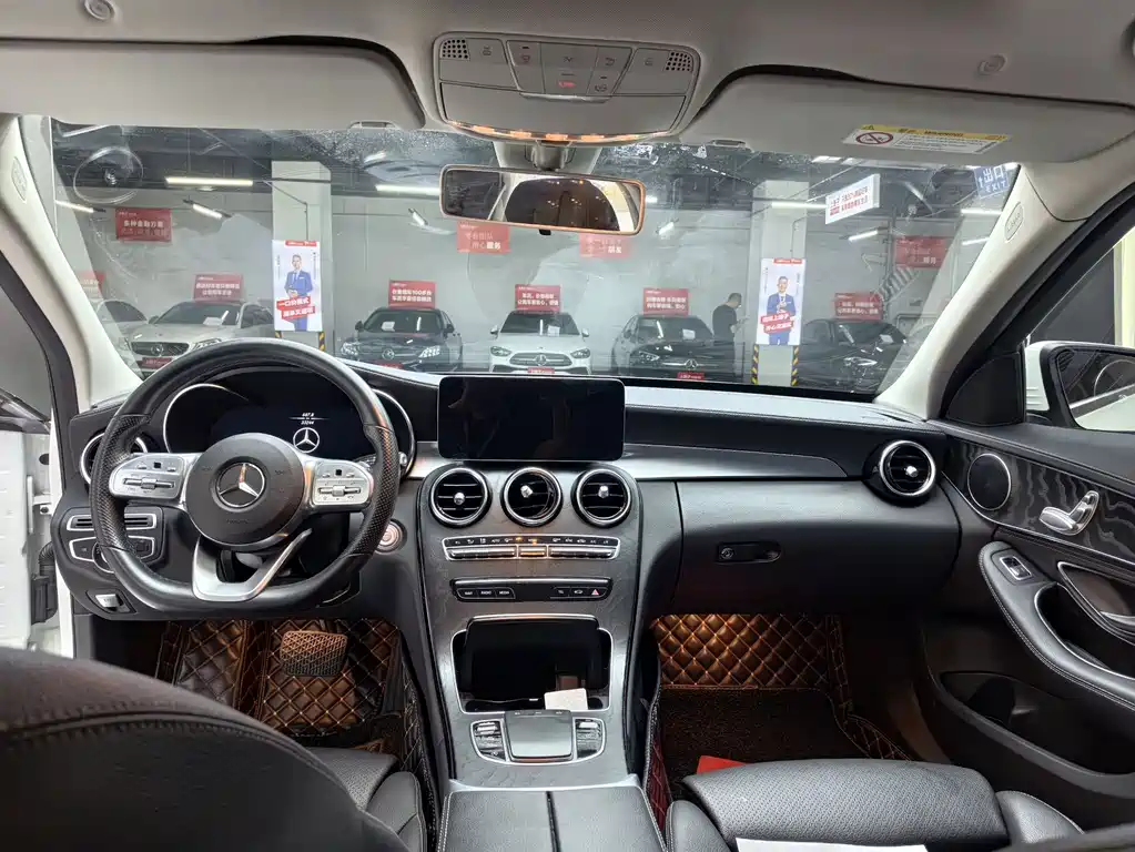 Mercedes-Benz C-Class 2020