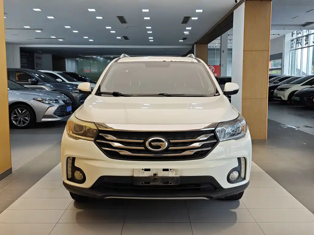 GAC Motor Trumpchi GS4 2015 — фото 3