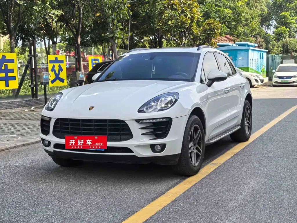 Porsche Macan 2016