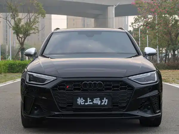 Audi S4 2024