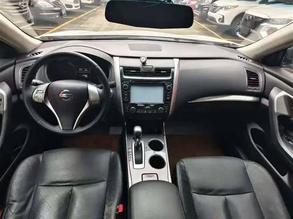 Nissan Teana 2014