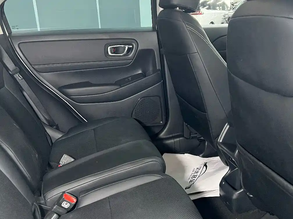 Honda Vezel 2023 — фото 23