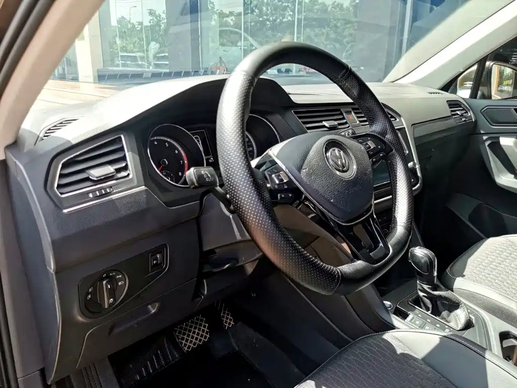 Volkswagen Tiguan L 2017