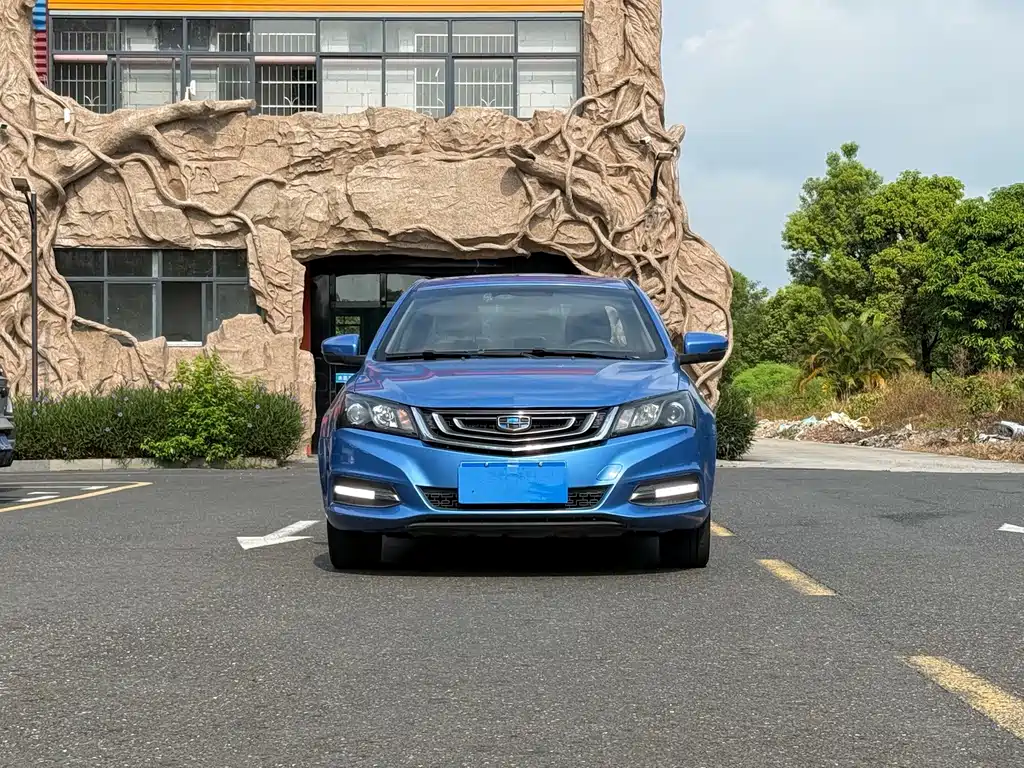 Geely Emgrand 2017