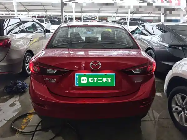 Mazda 3 Axela 2016