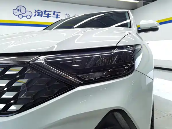 Jetta VS5 2020