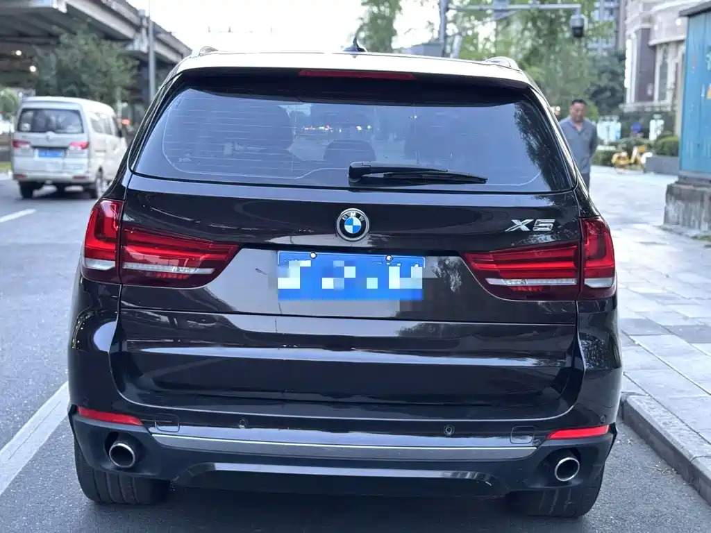 BMW X5 2016 — фото 9
