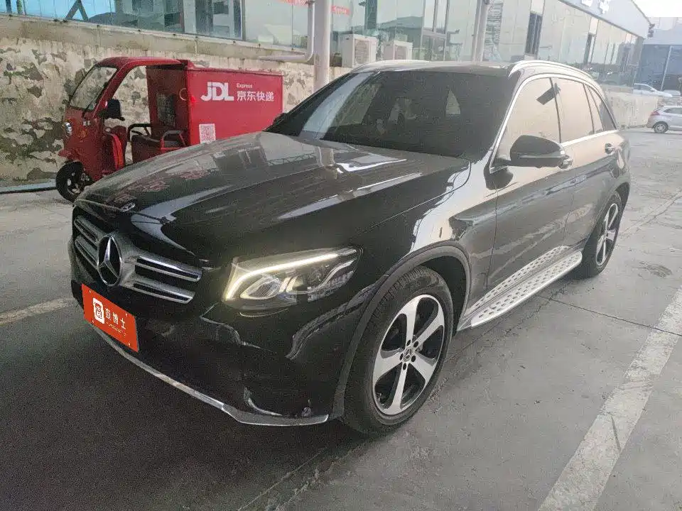 Mercedes-Benz GLC 2019 — фото 1