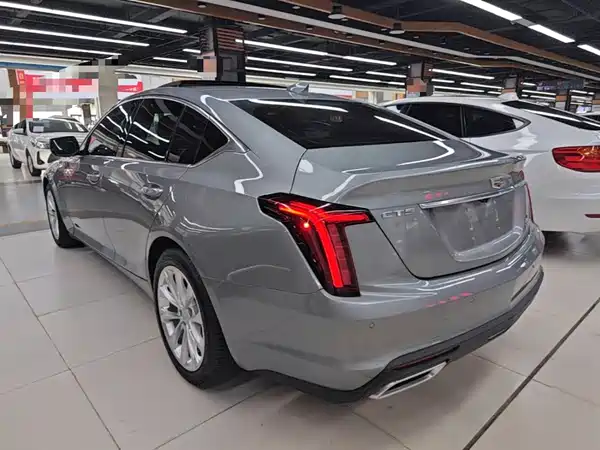 Cadillac CT5 2023