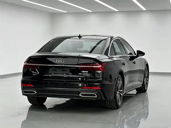 Audi A6L 2022