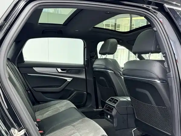 Audi A6L 2022