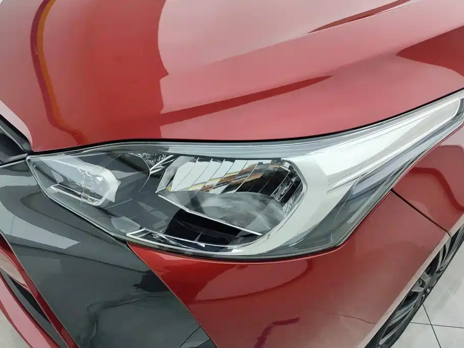 Toyota Yaris L 2020