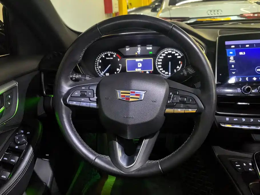 Cadillac CT5 2021 — фото 15