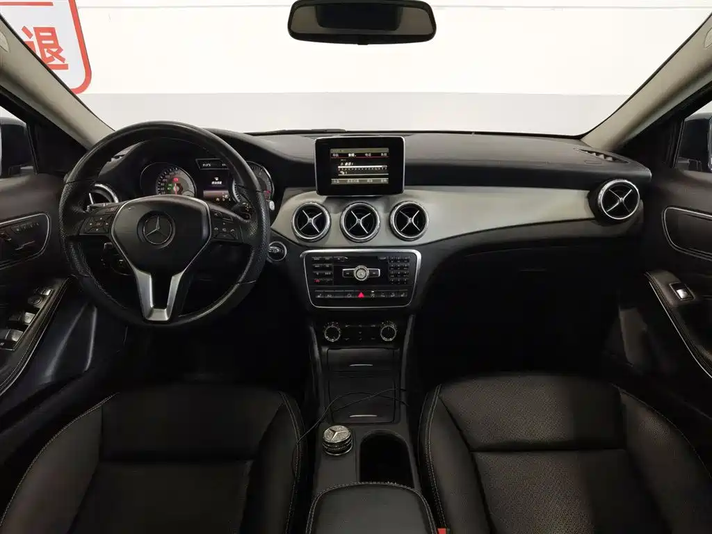 Mercedes-Benz GLA 2015 — фото 5