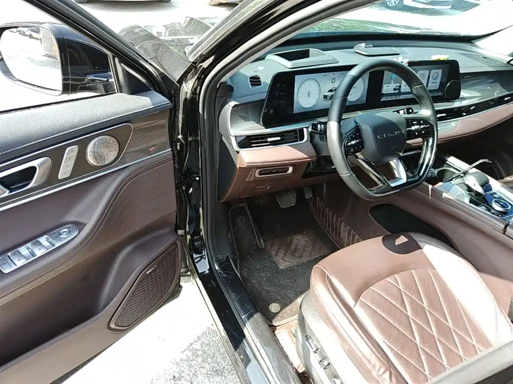Chery Tiggo 8 PRO 2024 — фото 16