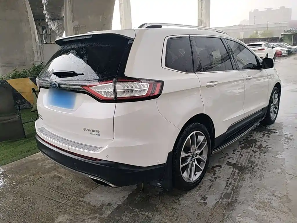 Ford Edge 2019 — фото 7