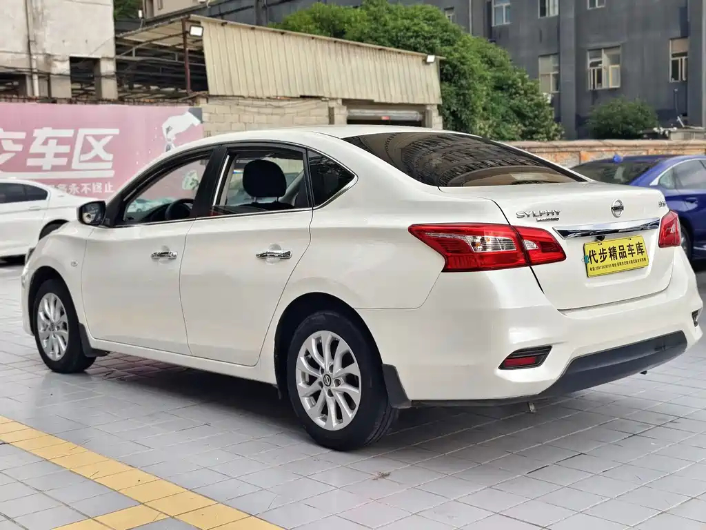 Nissan Sylphy 2022 — фото 19