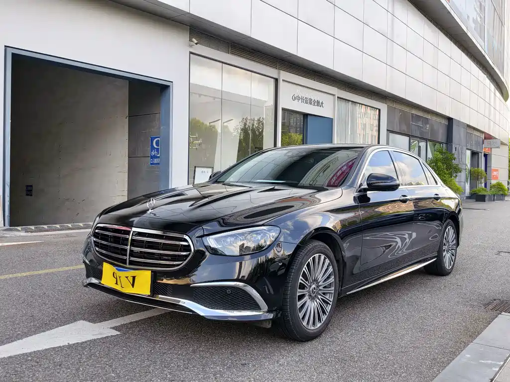 Mercedes-Benz E-Class 2020 — фото 1