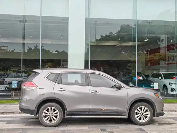 Nissan X-Trail 2014
