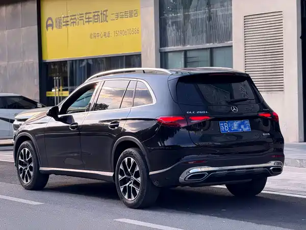 Mercedes-Benz GLC 2025