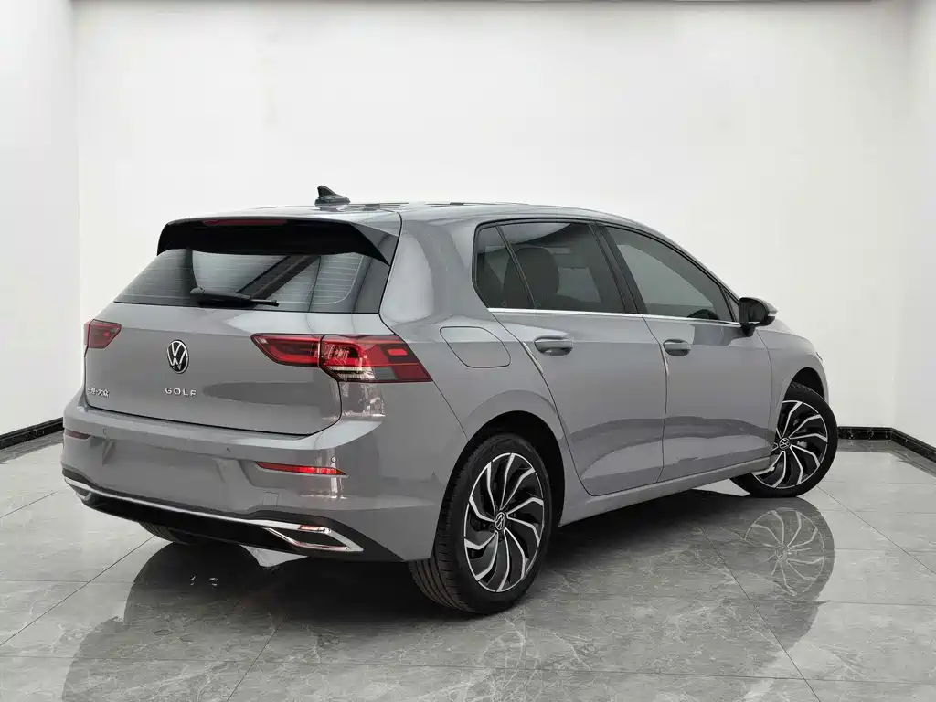 Volkswagen Golf 2022