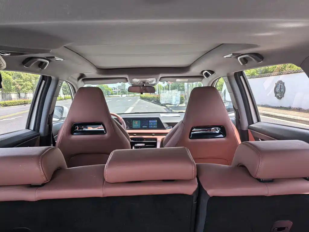 Changan CS75PLUS 2023 — фото 10