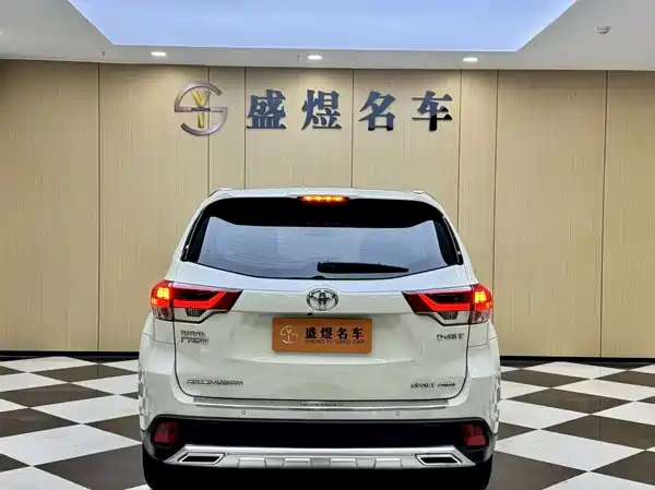 Toyota Highlander 2018