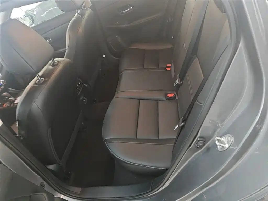 Nissan Sylphy 2024 — фото 17