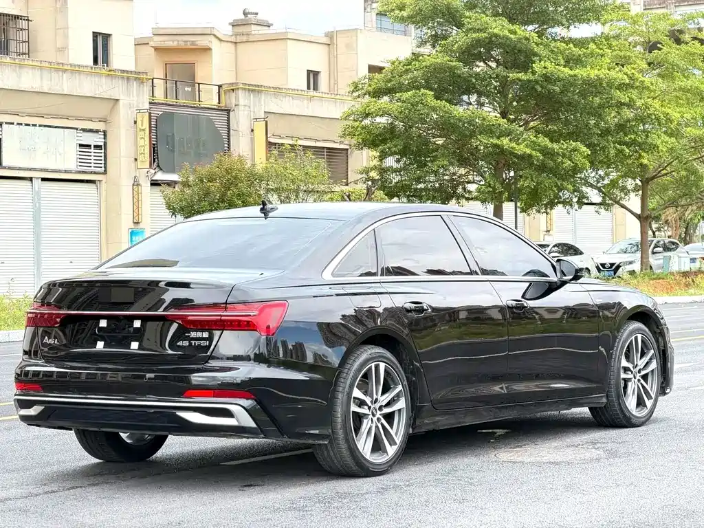 Audi A6L 2024 — фото 6