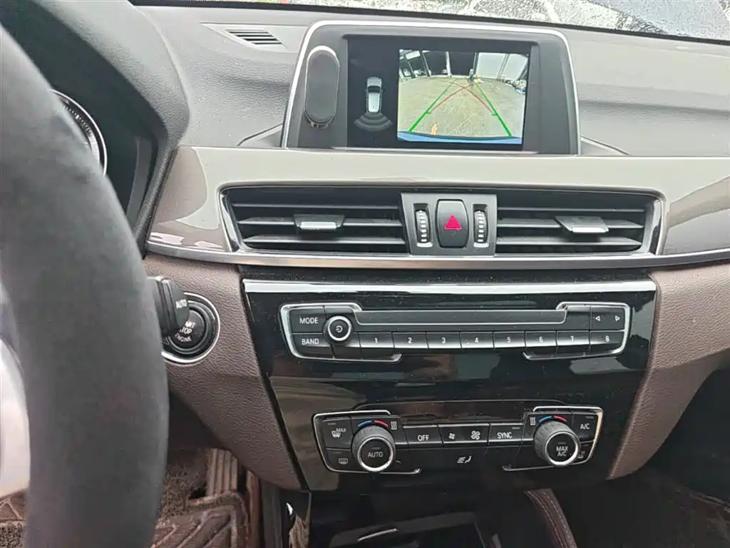 BMW X1 2018 — фото 13