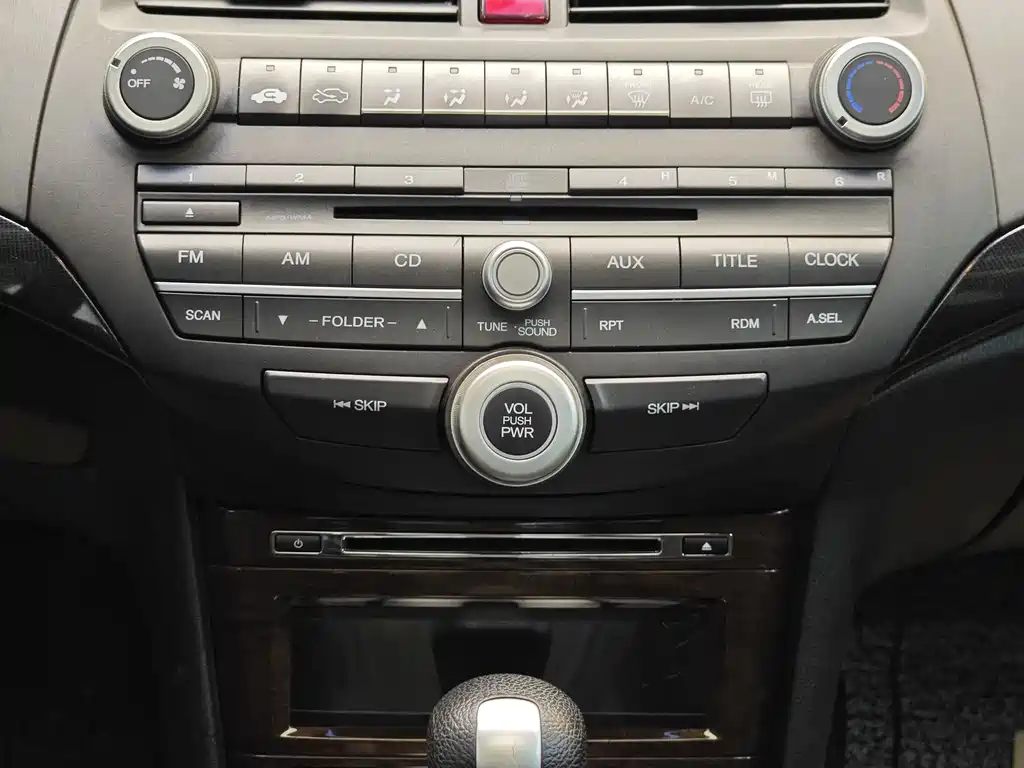 Honda Accord 2013 — фото 16