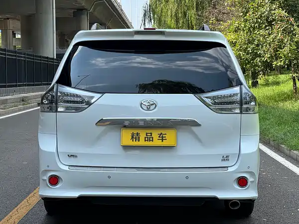 Toyota Sienna 2019