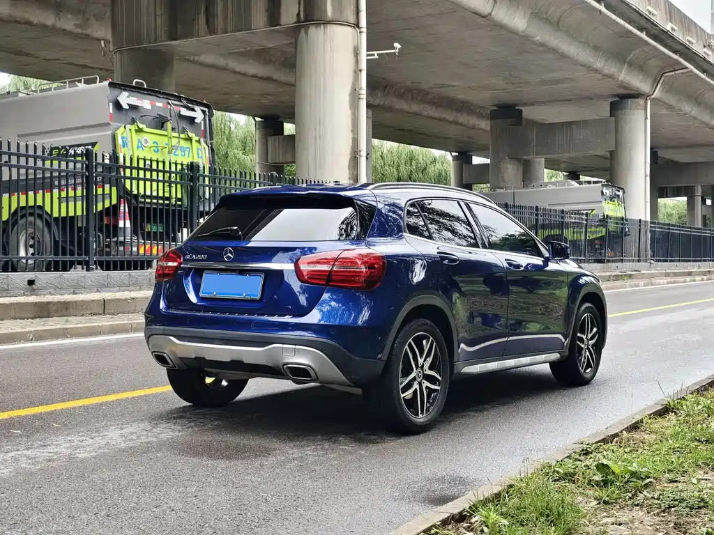 Mercedes-Benz GLA 2018 — фото 4