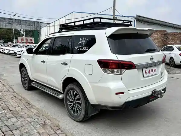 Nissan Terra 2021