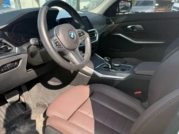 BMW 3 Series 2020
