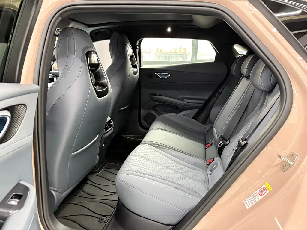 BYD Seal 06GT 2025 — фото 10