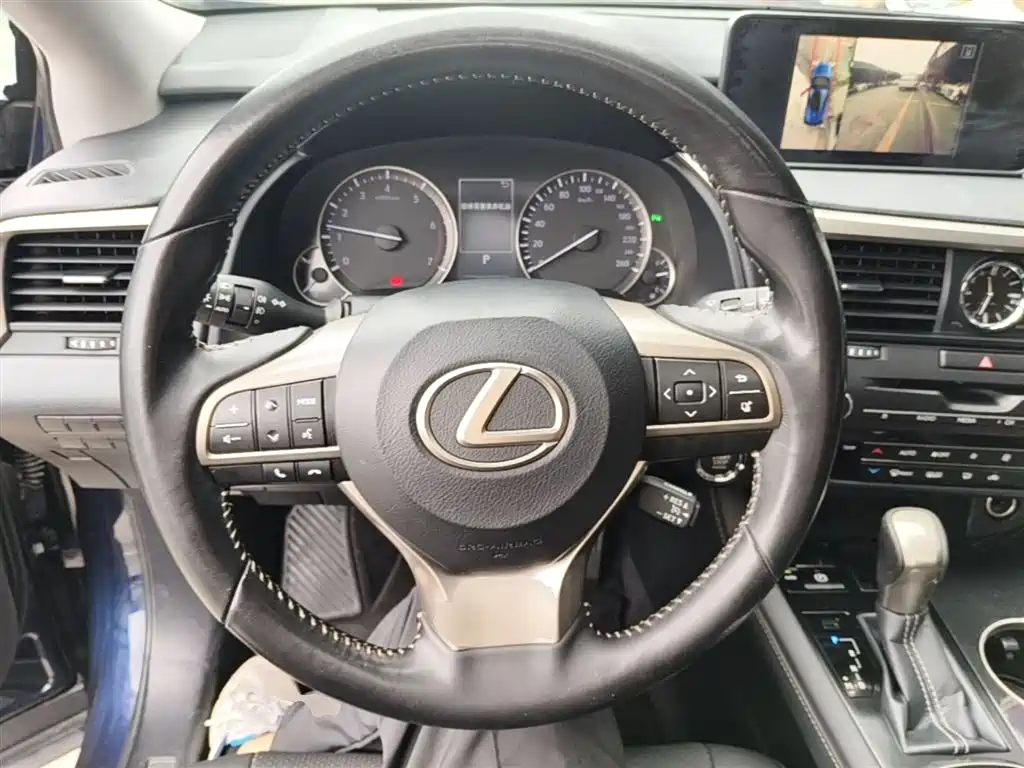 Lexus RX 2018 — фото 10