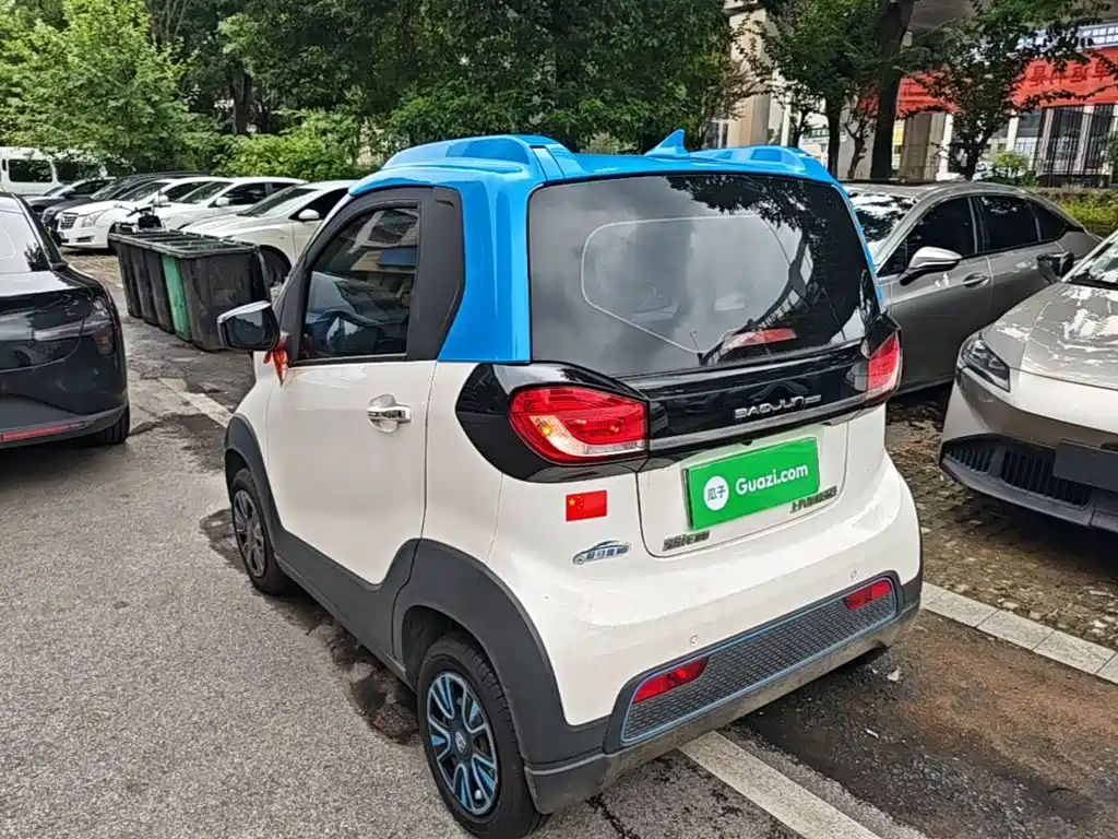 Baojun E100 2020