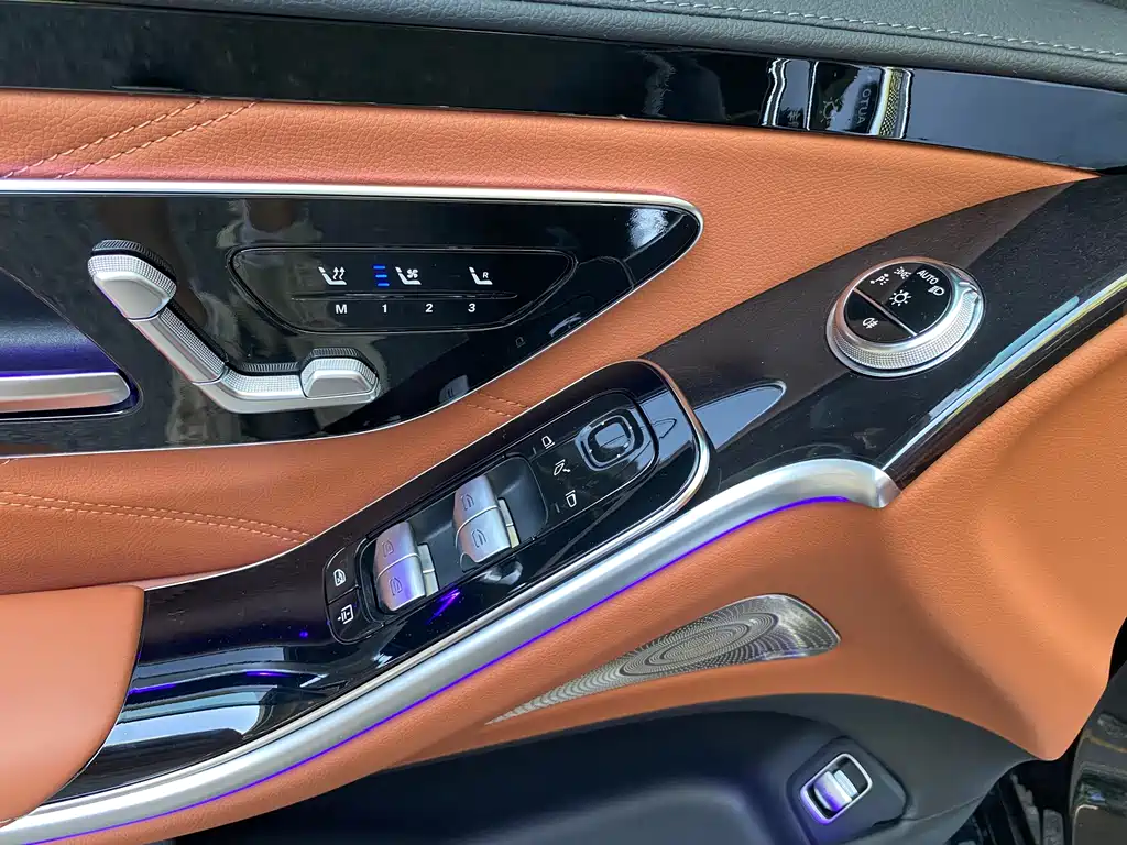 Mercedes-Benz Maybach S-Class 2023 — фото 10