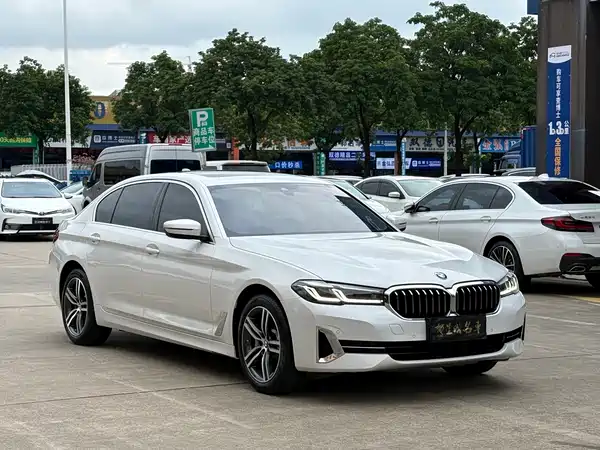 BMW 5 Series 2023