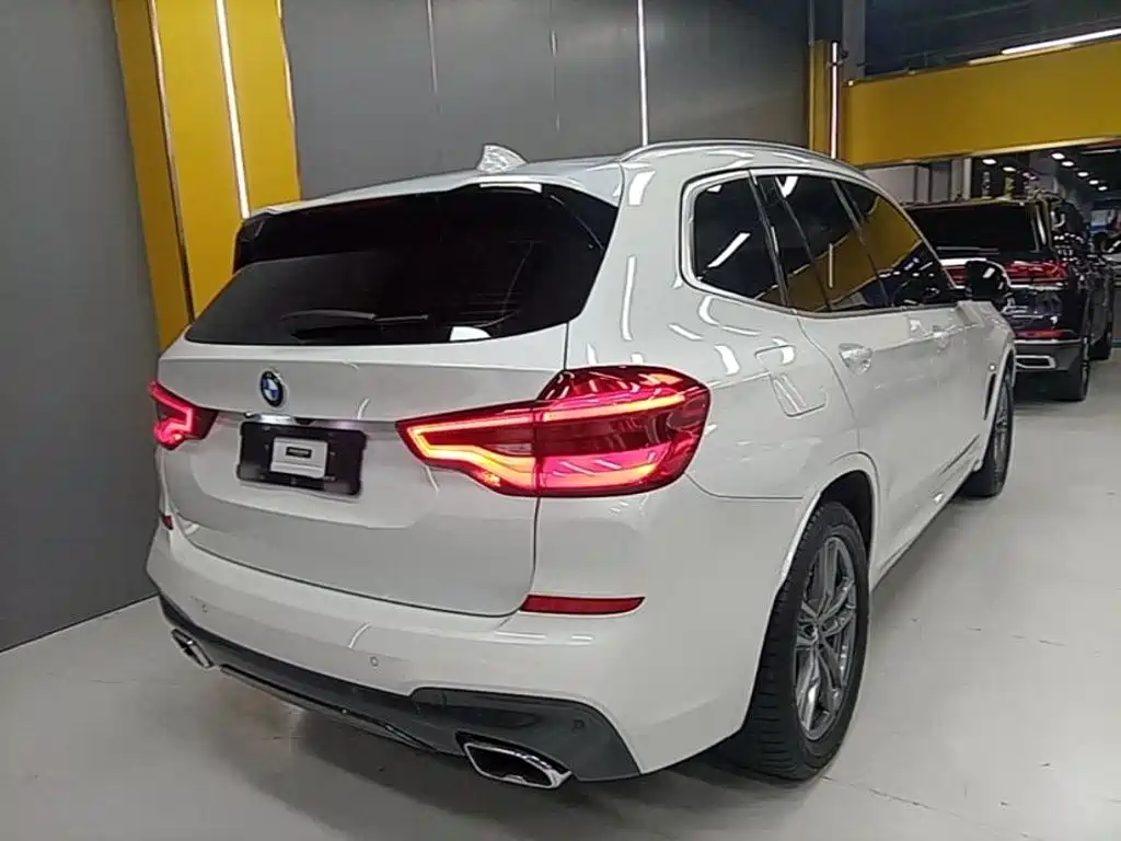 BMW X3 2021