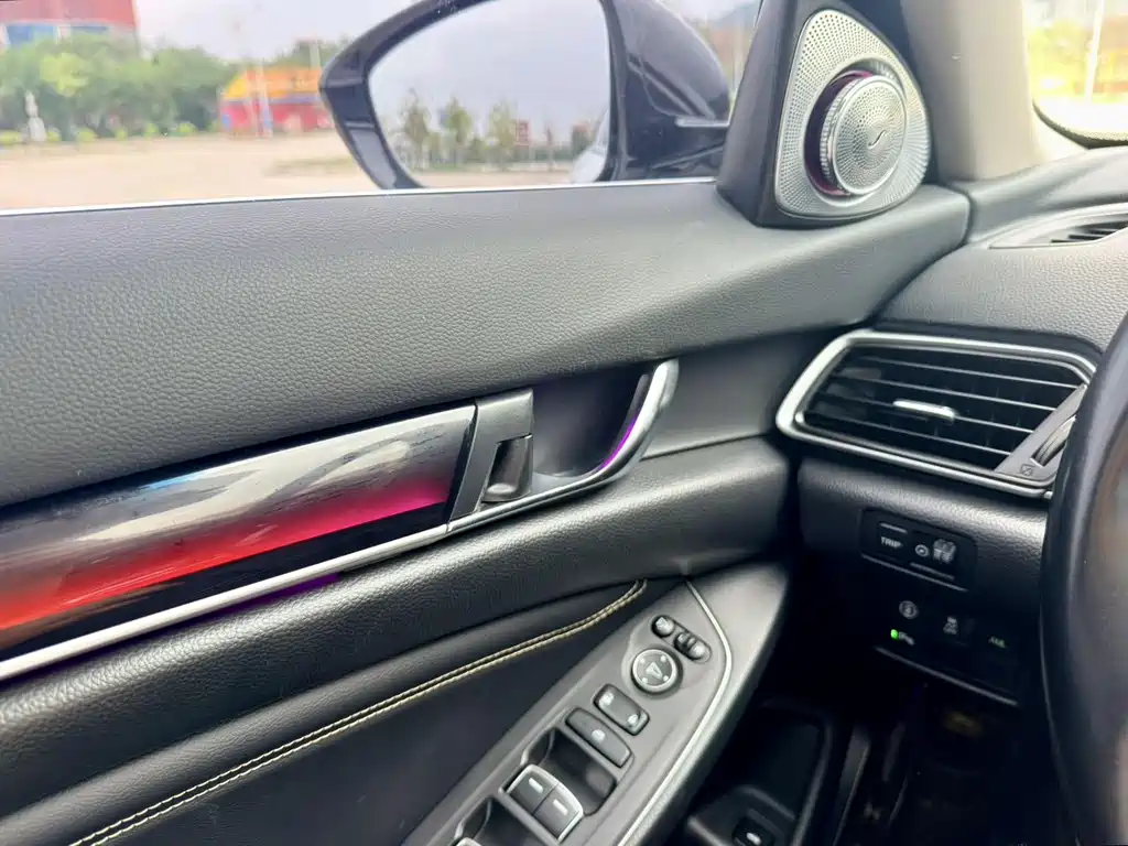 Honda Accord 2022 — фото 19